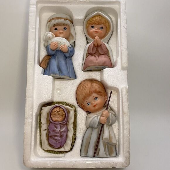 Homco Nativity Figurine Set with Baby Jesus - Picture 2 of 7